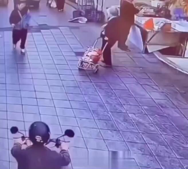 Foot save catches elderly woman mid-fall Foot save catches elderly woman mid-fall