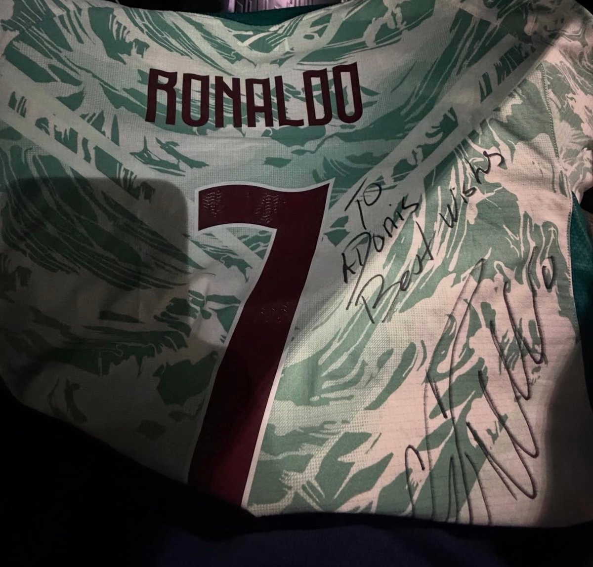 Cristiano Ronaldo gifts Adonis signed Portugal jersey (photo 2 of 2)