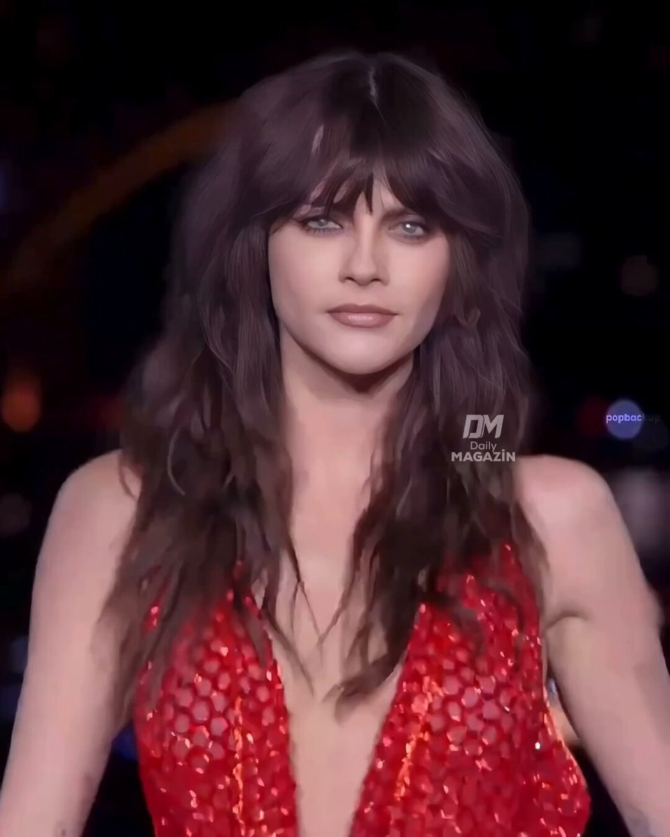 Cara Delevingne L'Oréal Paris Le Défilé 2026 Cara Delevingne L'Oréal Paris Le Défilé 2026
