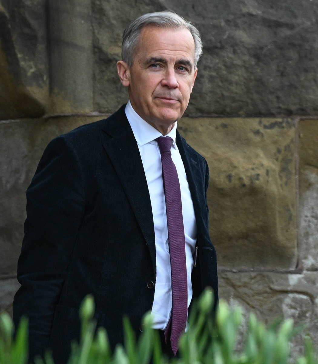 Mark Carney signs Global Oceans Treaty Mark Carney signs Global Oceans Treaty
