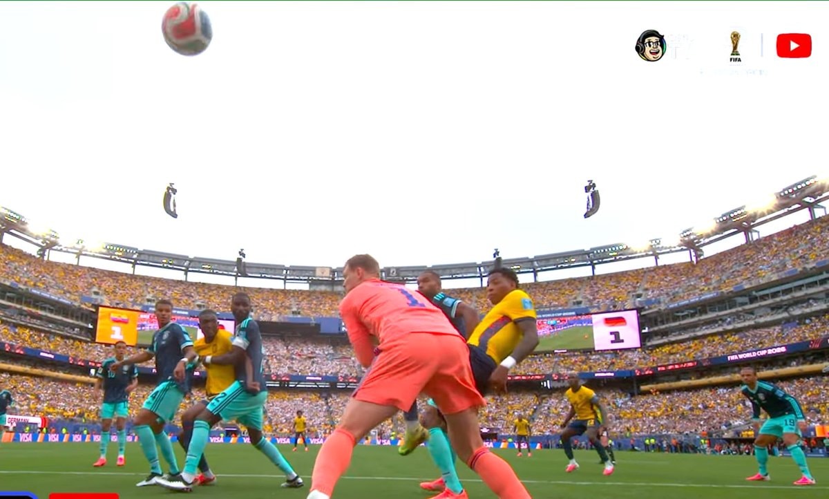 Gonzalo Plata goal Ecuador vs Germany Cazé TV (photo 2 of 2)