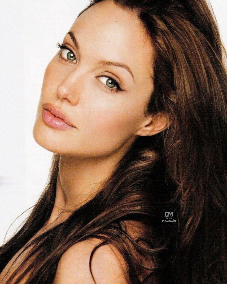 Angelina Jolie prime photos (photo 2 of 2)