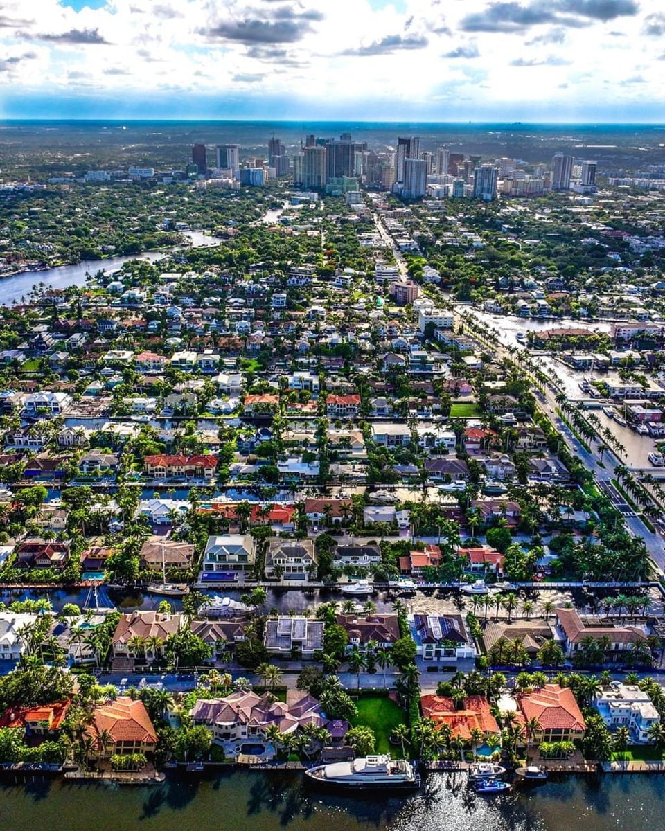 Fort Lauderdale Florida aerial (photo 3 of 4) Fort Lauderdale Florida aerial (photo 3 of 4)