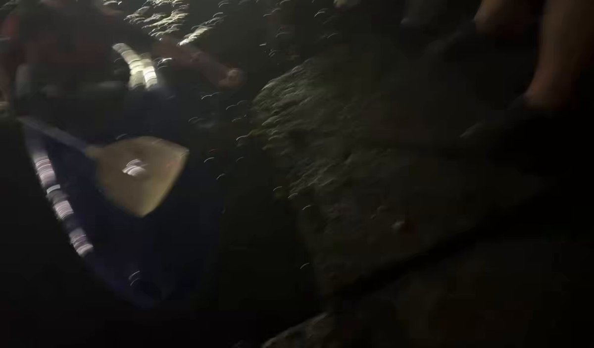 Danny Tommo kayak supply drop