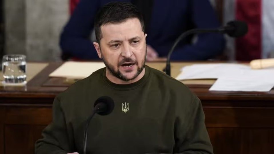 Volodymyr Zelenskyy announces strike restart