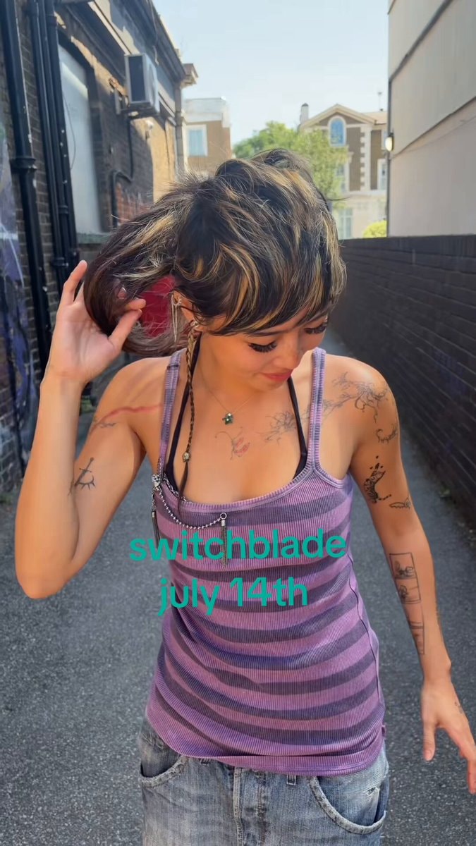 Beabadoobee Switchblade single July 14