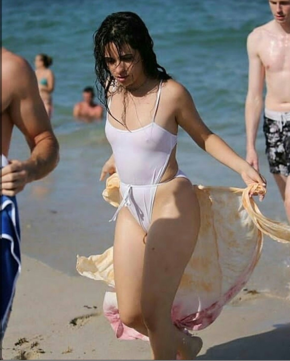 Camila Cabello Cinderella 2021 (photo 2 of 4)
