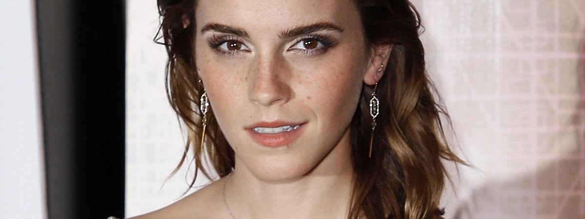 Emma Watson March (photo 2 of 4)