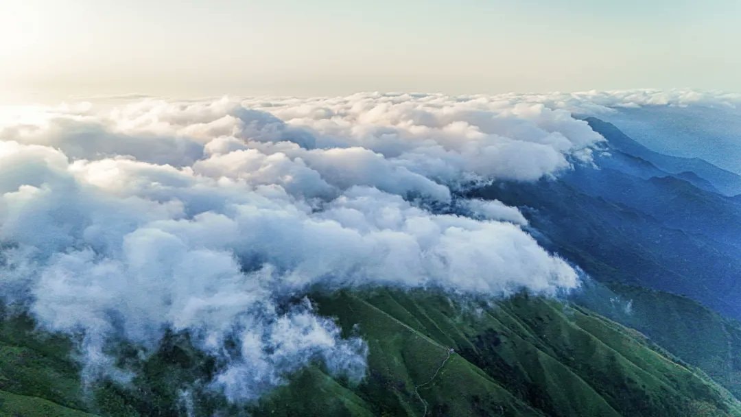 Jiangxi mountains sea of clouds (photo 4 of 4)