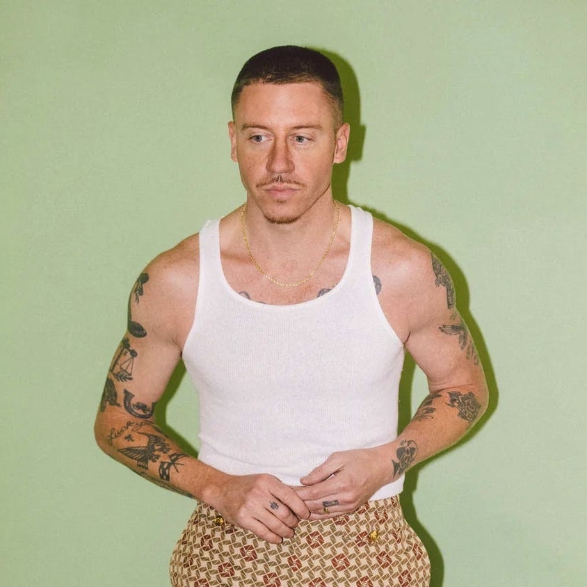 Macklemore & Ryan Lewis Can't Hold Us (photo 2 of 2)