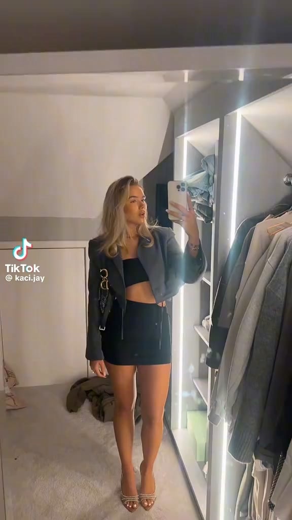 Kaci Jay mirror selfie