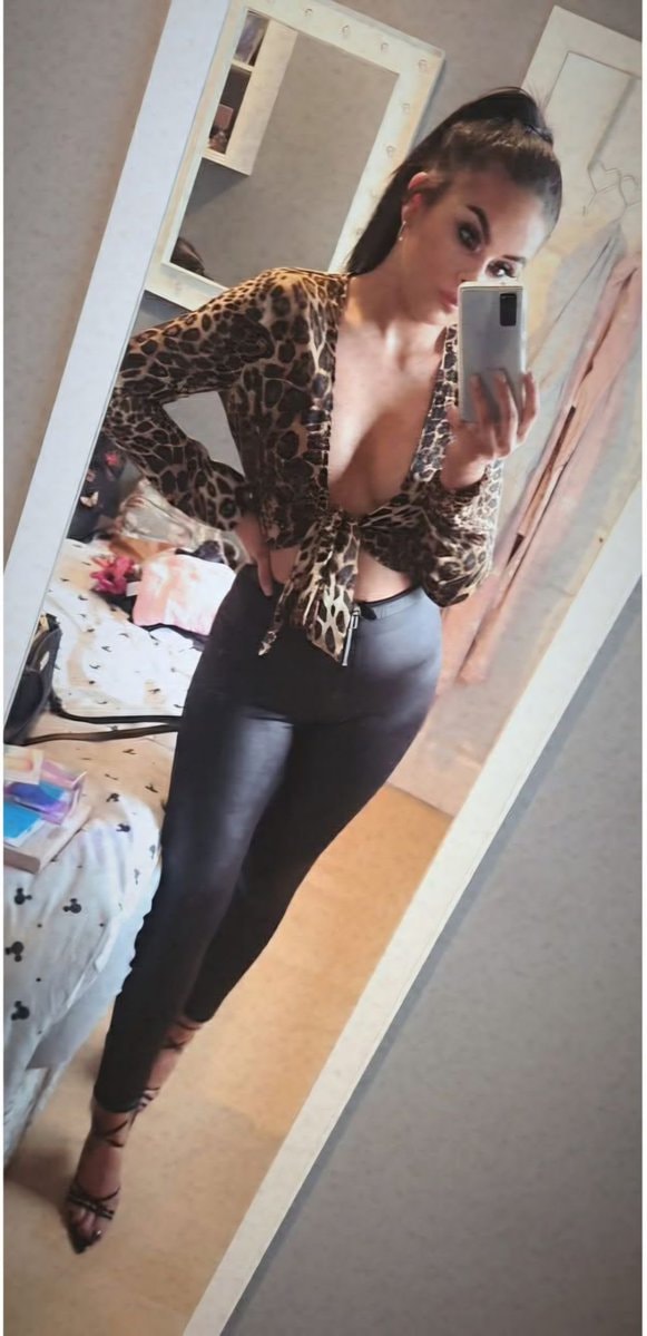 thoughts on her 🔥 (photo 4 of 4)
