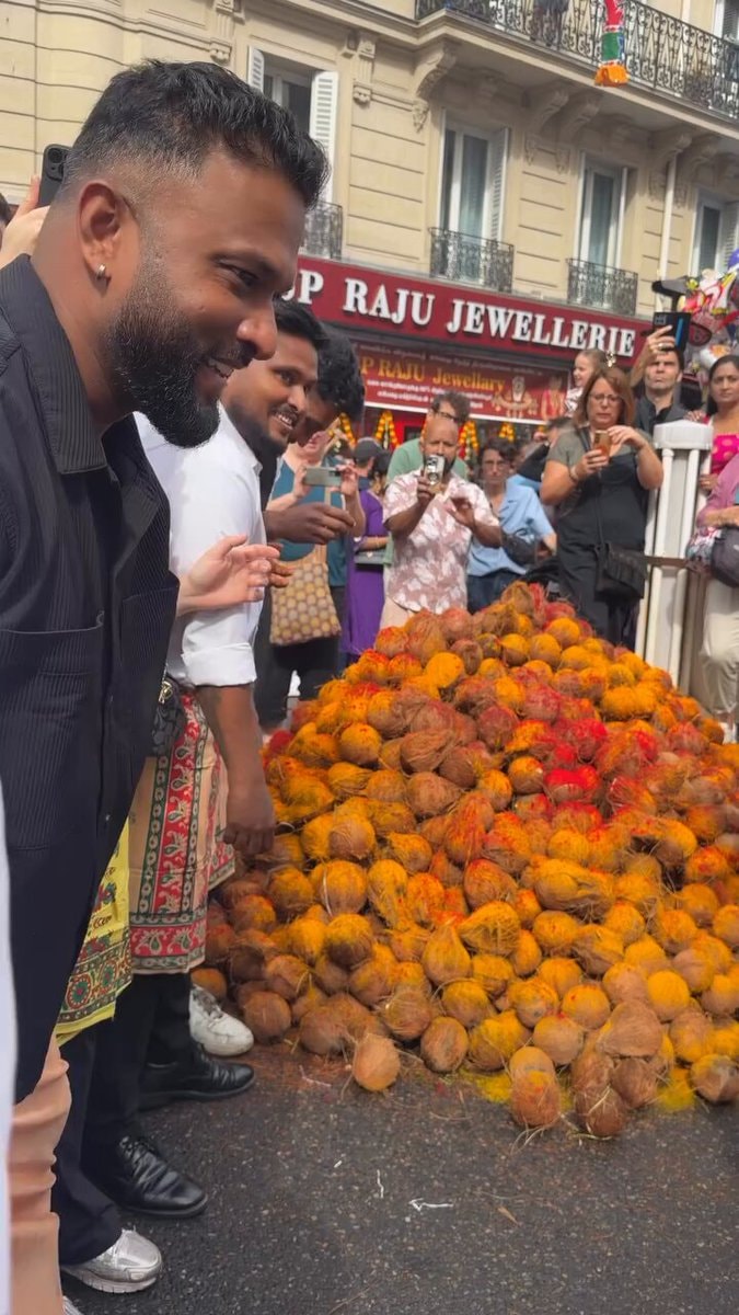 Hindus in France coconut offering