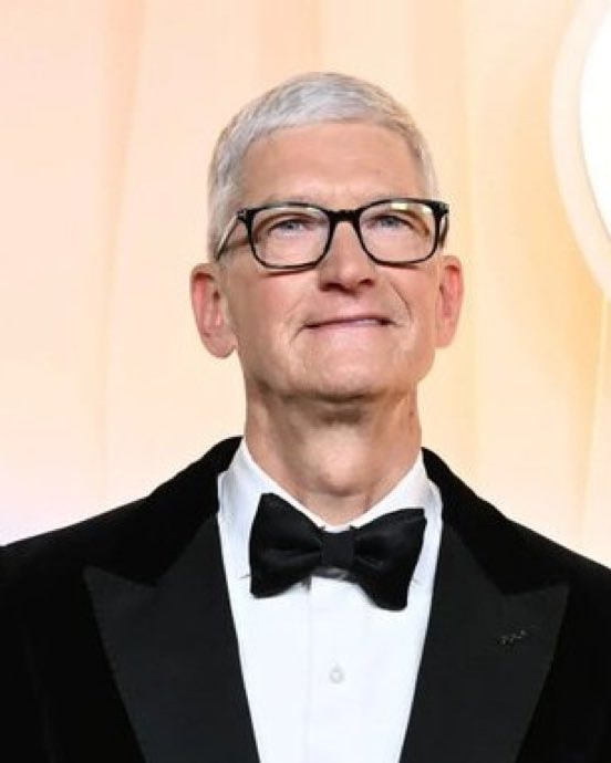 Tim Cook Apple CEO