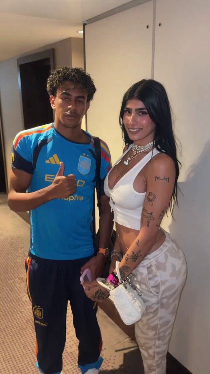 Lamine Yamal Mia Khalifa photo