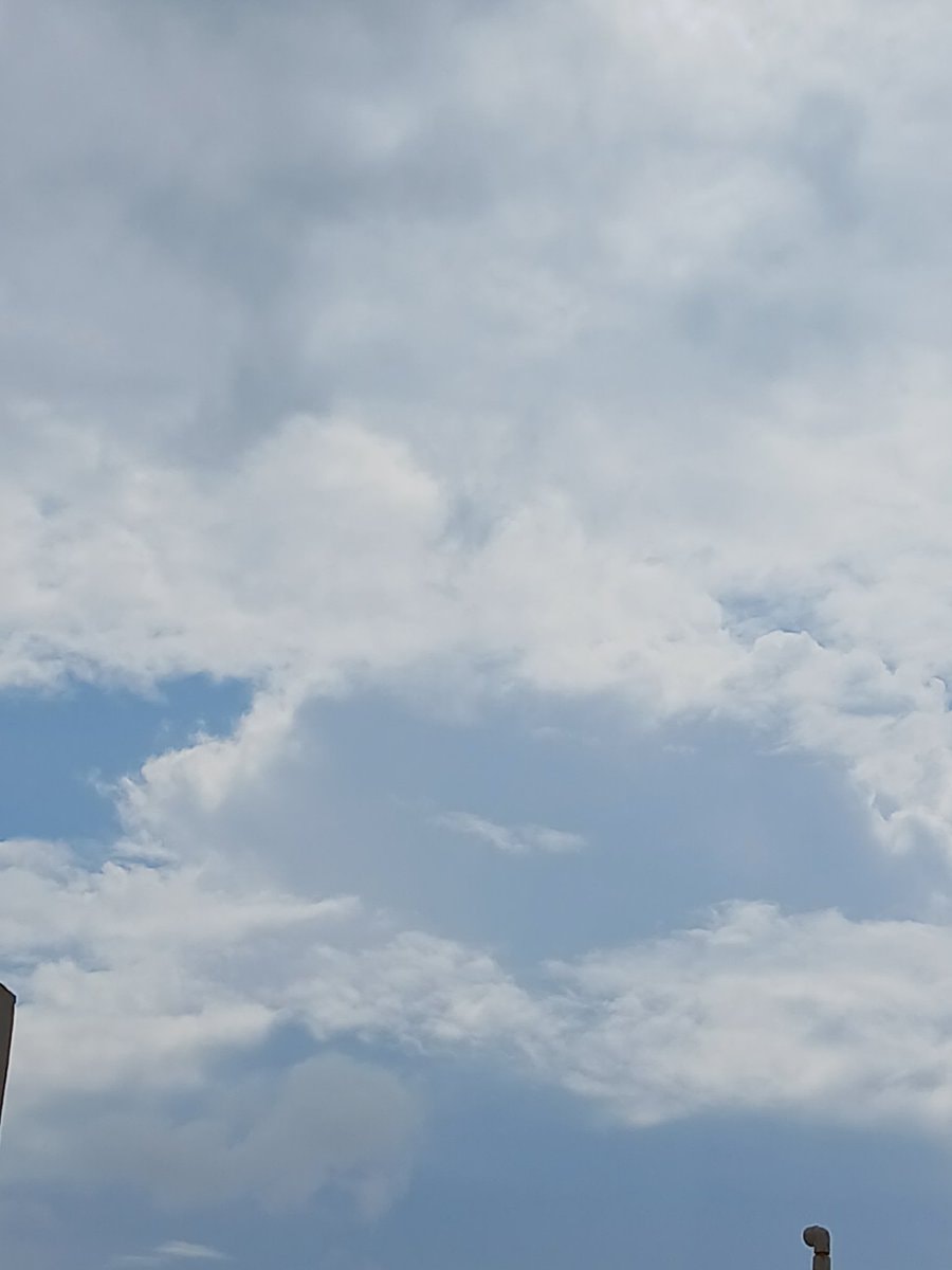 sky after rain (photo 2 of 4)