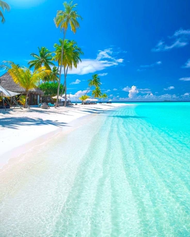 Maldives stunning blue beauty