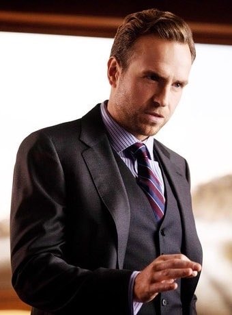 Rafe Spall Arthur Weasley Harry Potter
