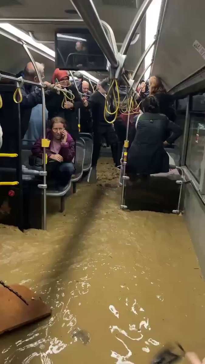 bus flooding Istanbul Turkey
