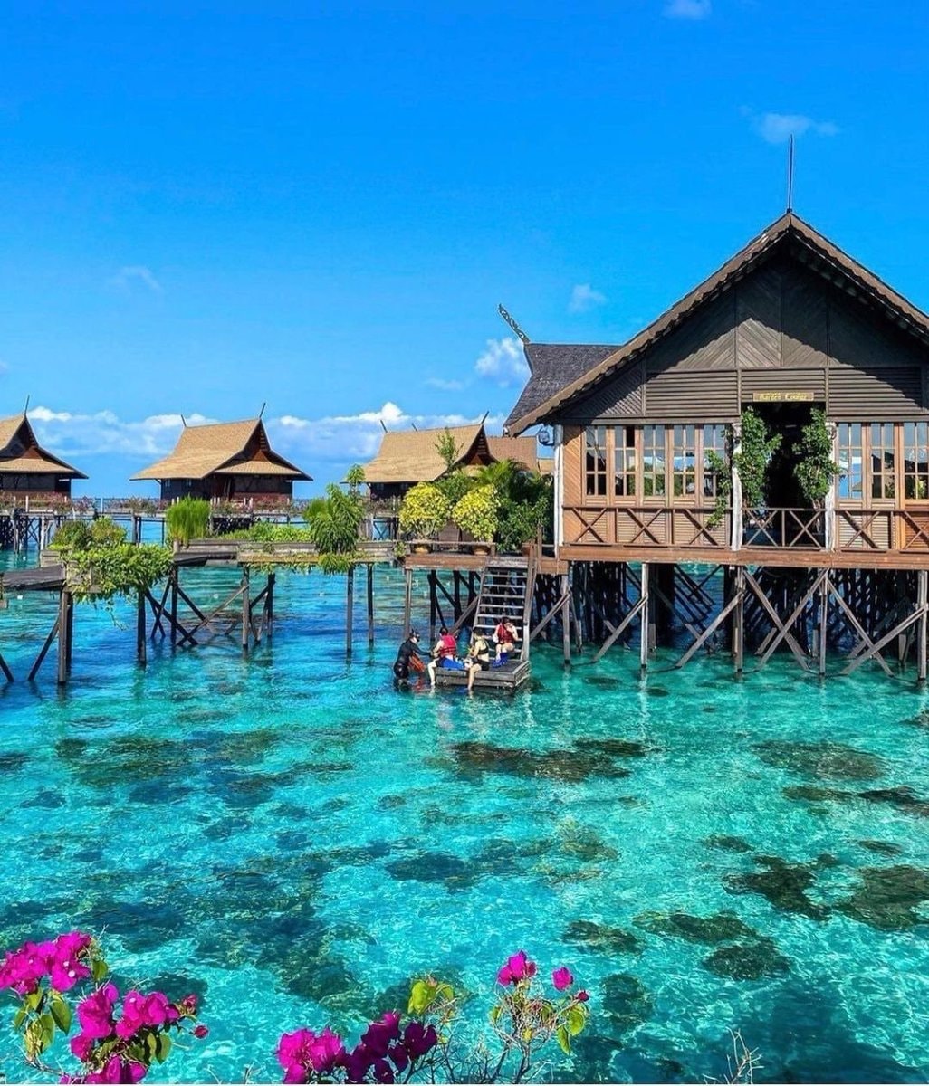 Sabah Malaysia stilt house (photo 4 of 4)