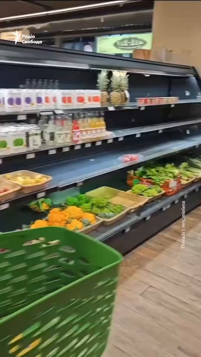 Empty supermarket shelves in Ukraine