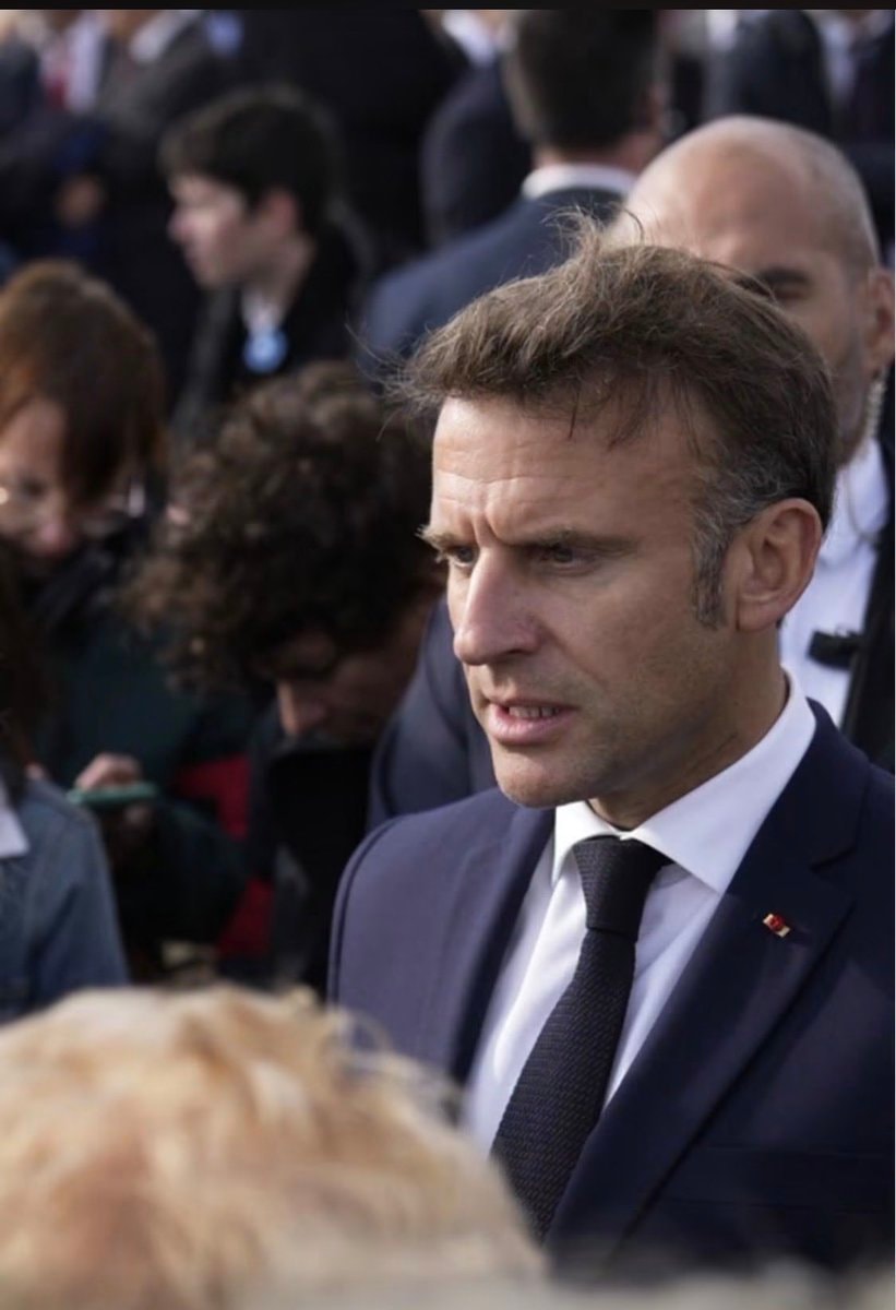 Emmanuel Macron opposition calls