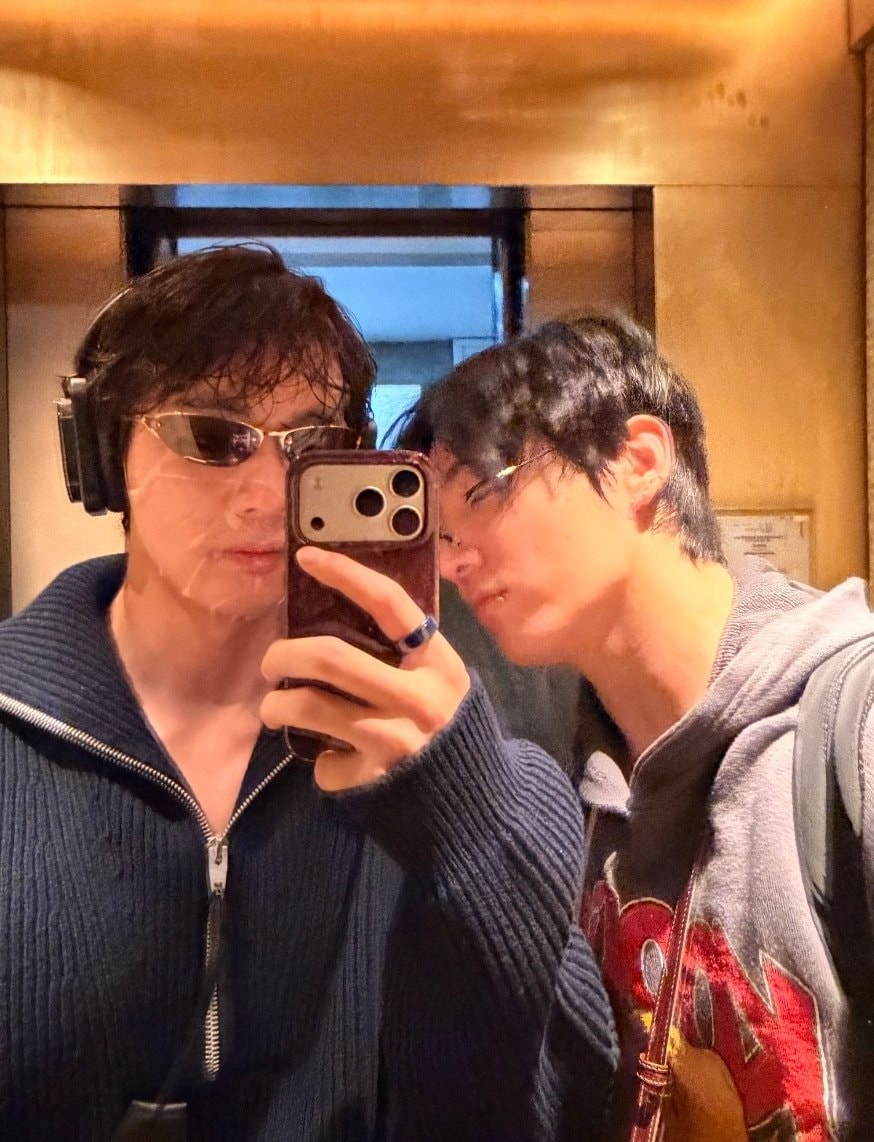 Jungkook and Taehyung new photo