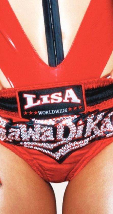 Lisa SaWaDiKa Spotify chart debut (photo 2 of 2)