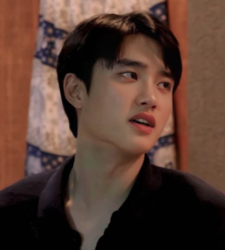Kyungsoo EXO photos (photo 2 of 2)