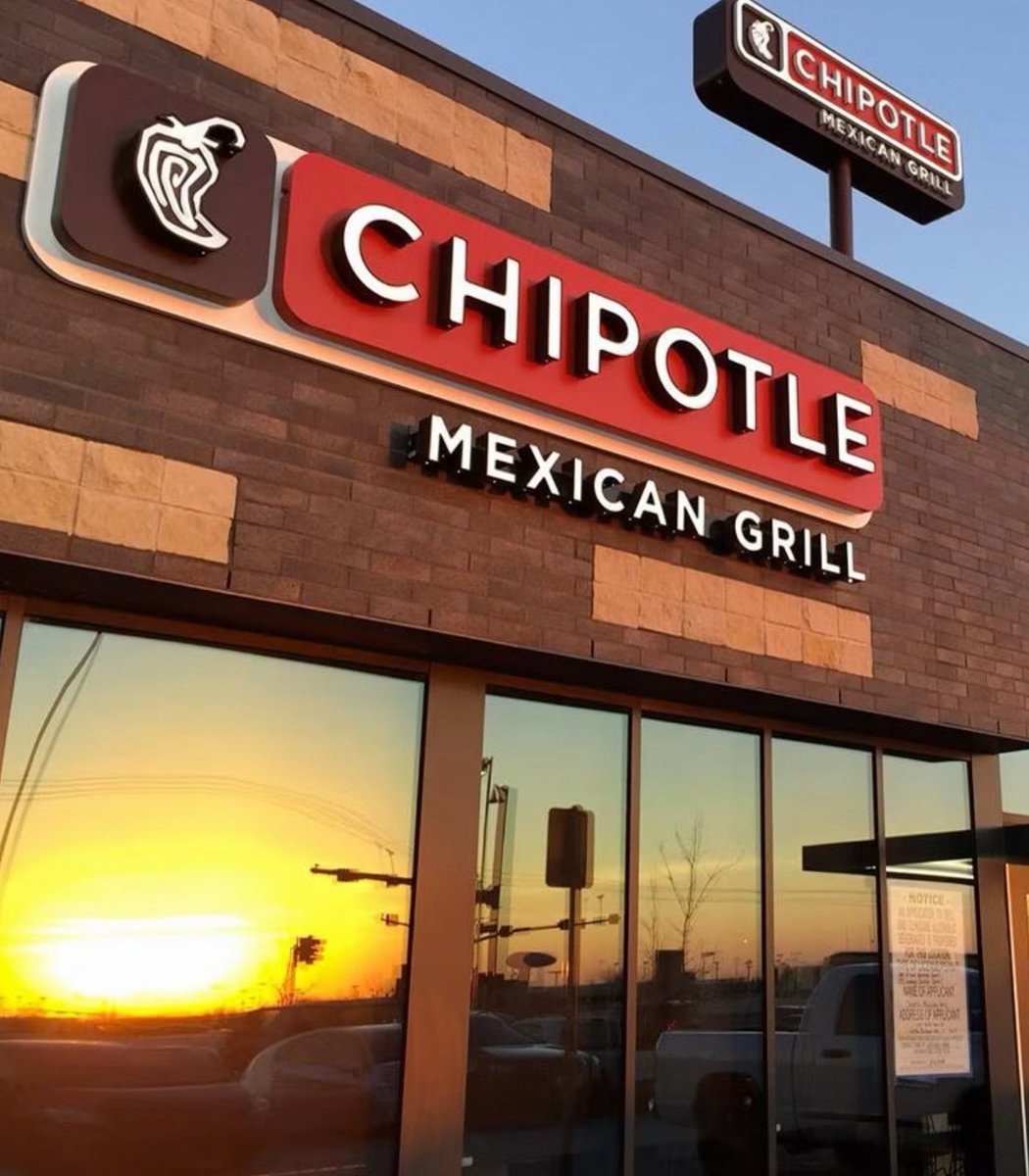 Chipotle first Mexico location