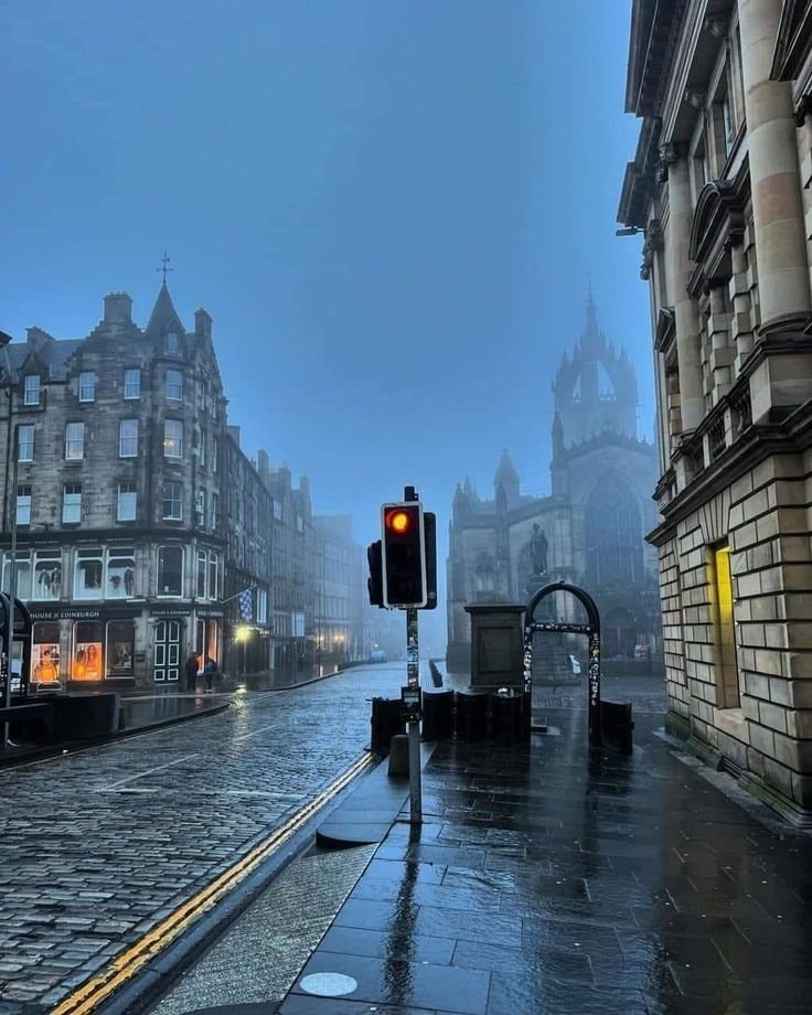 Edinburg rainy street scene (photo 2 of 4) Edinburg rainy street scene (photo 2 of 4)