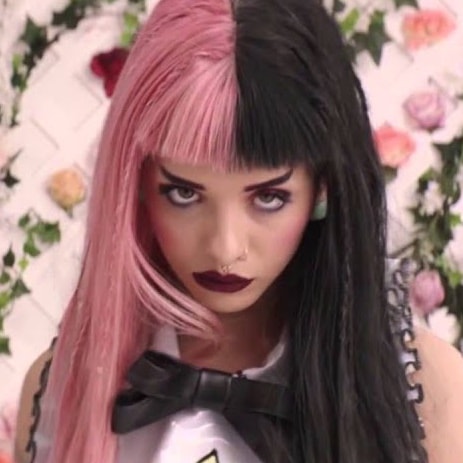 Melanie Martinez Soap 11 years (photo 2 of 2)
