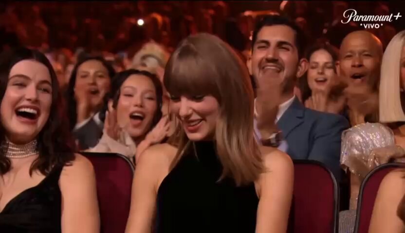 Taylor Swift and Ella Bright hug