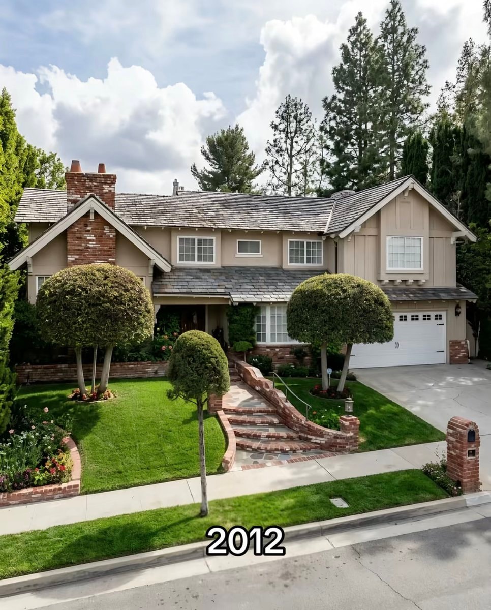 house exterior (photo 1 of 2)