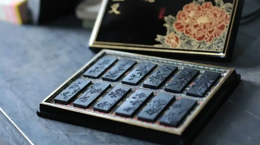 Wuyuan Huizhou Ink Workshop (photo 4 of 4)