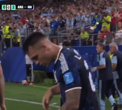 South Africa player dejected after Argentina goal