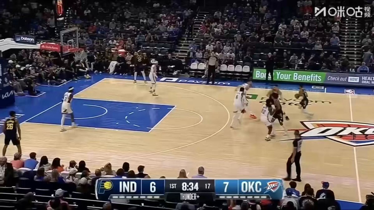 Tyrese Haliburton back to back 3s