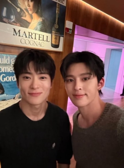 Pond Naravit and Jaehyun at Fashion Week (photo 1 of 2)