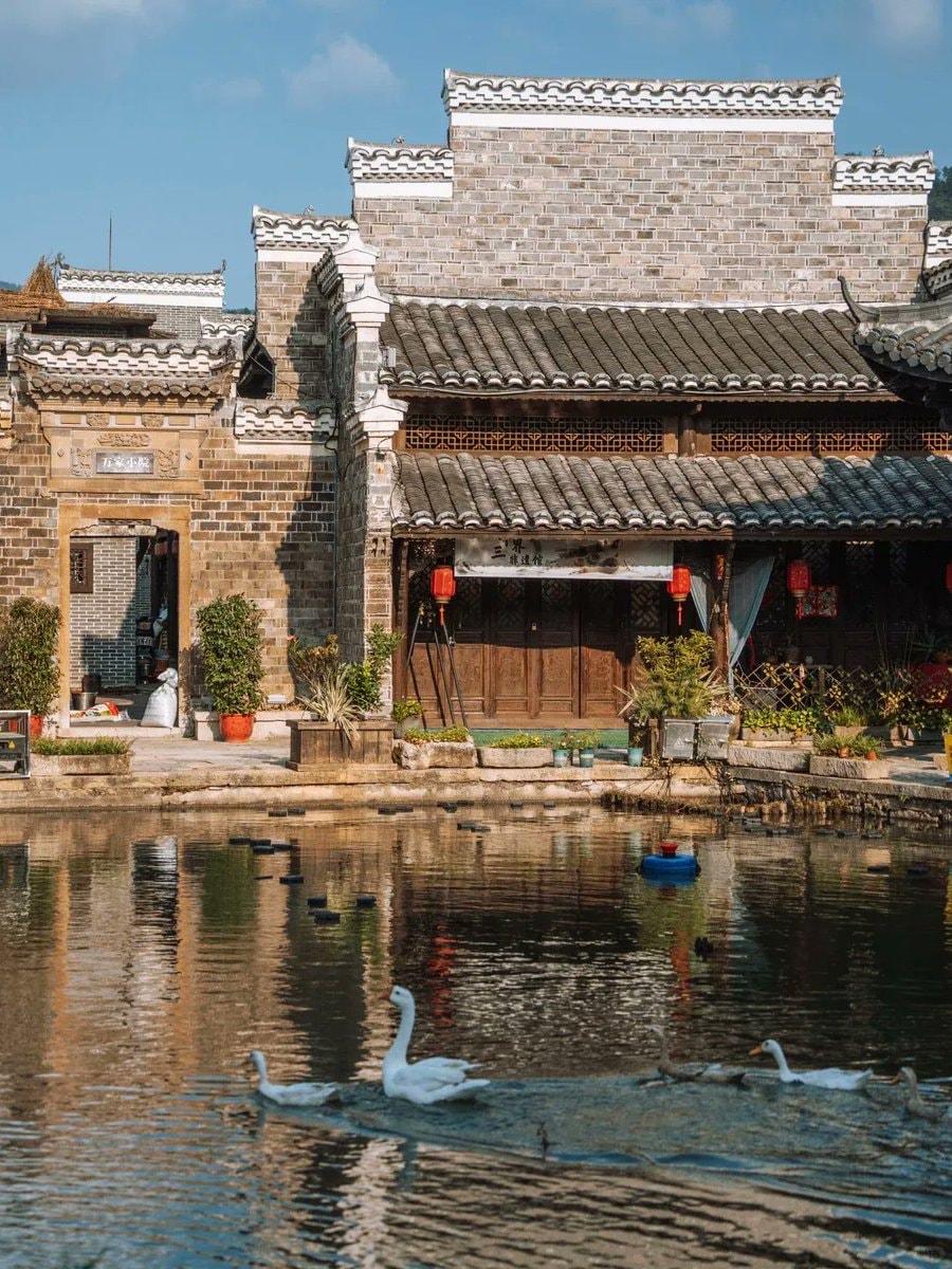 Jiangxi Waterside Villages (photo 2 of 4)