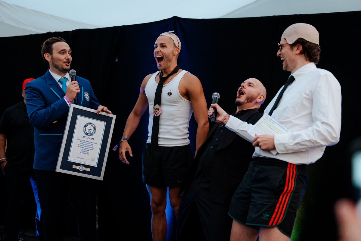 Pitbull Guinness World Record bald caps (photo 2 of 2)
