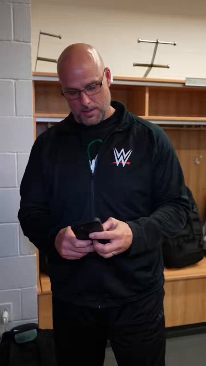 Danhausen challenges Adam Pearce
