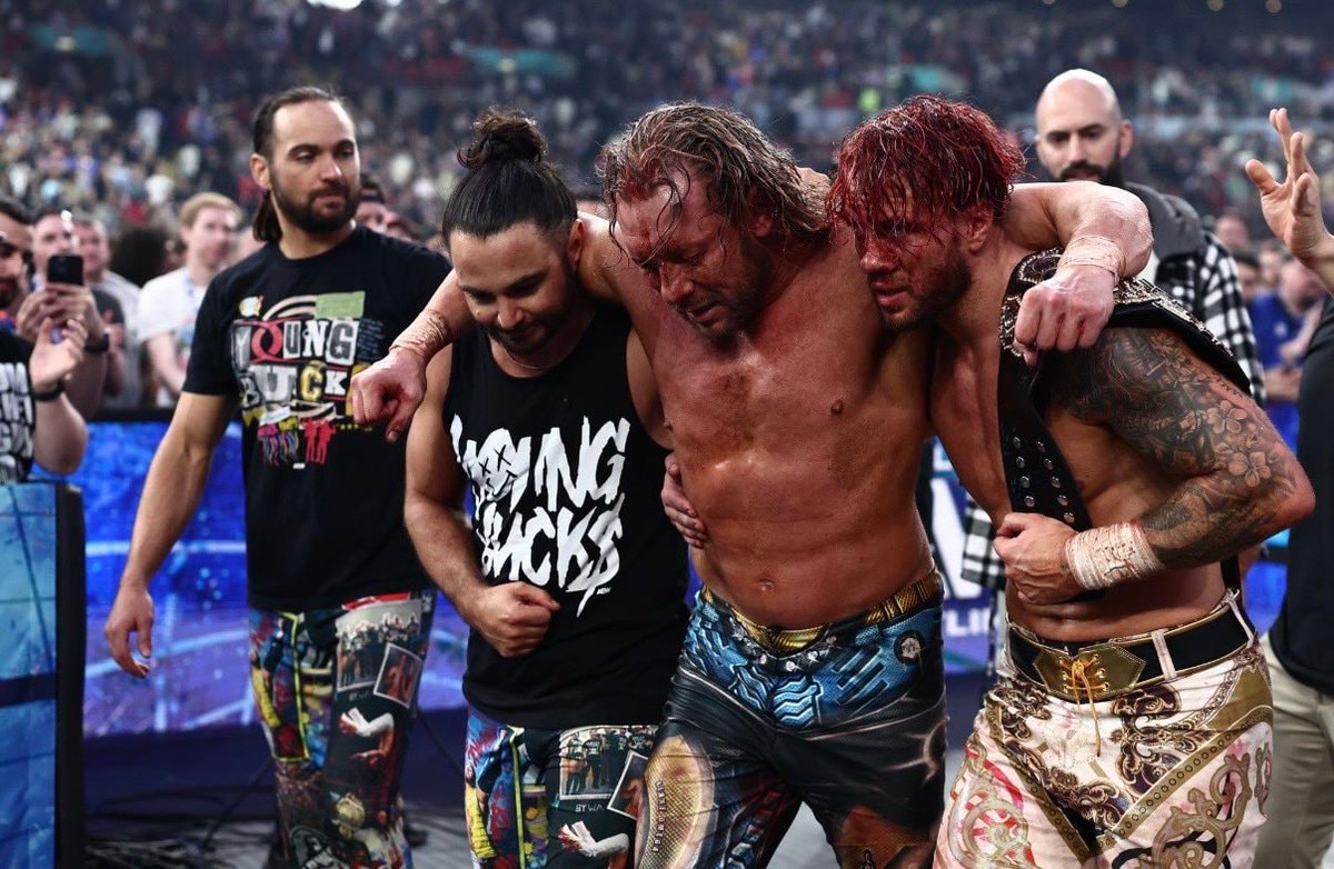 Young Bucks support Kenny Omega at AEW All In Young Bucks support Kenny Omega at AEW All In