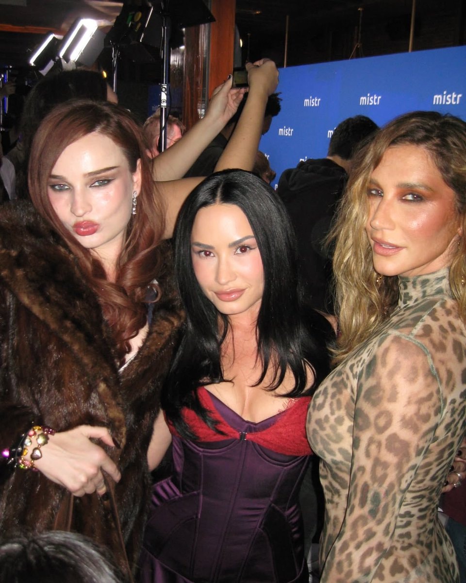 Kim Petras Demi Lovato Kesha new photo Kim Petras Demi Lovato Kesha new photo