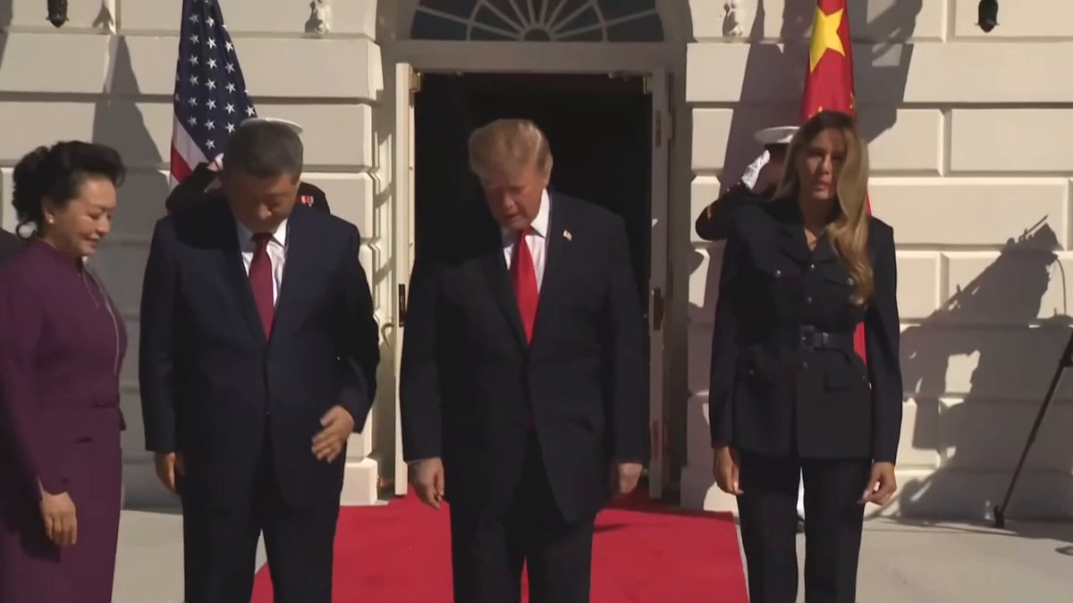 Trump and Xi Jinping group photo