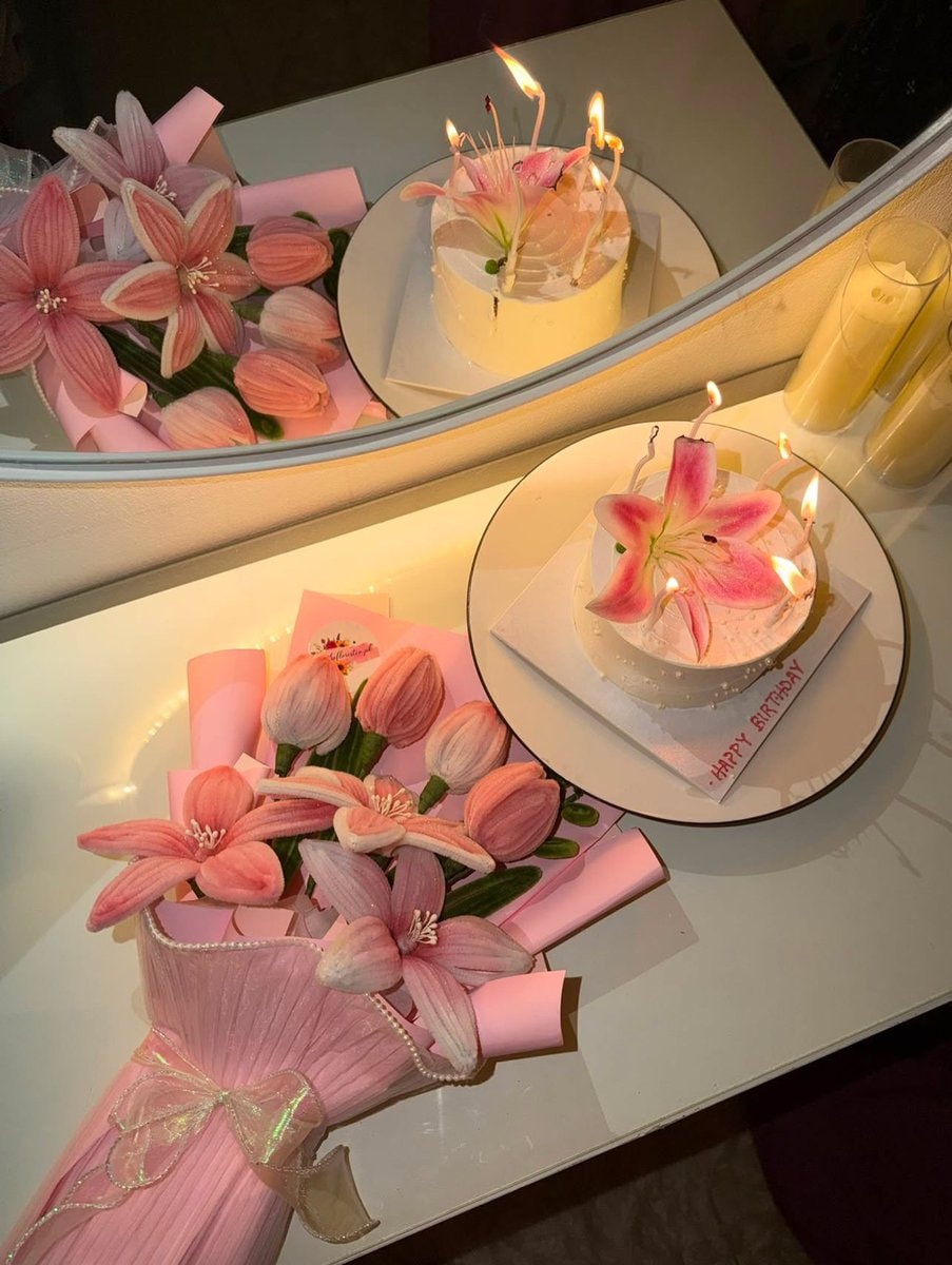 lily cake