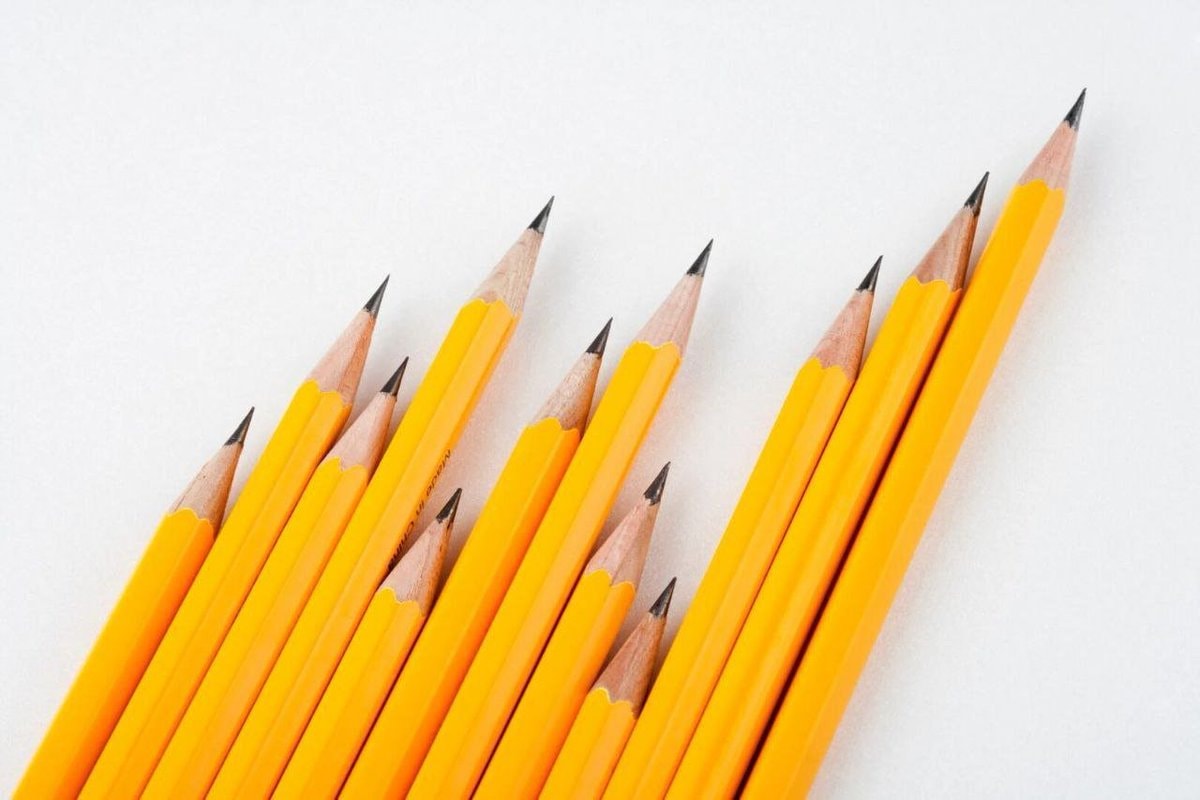Pencil writing capacity 45,000 words 55 km