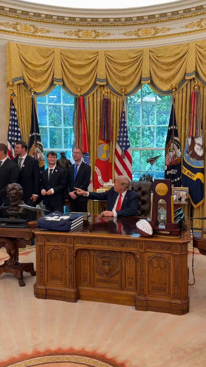 Trump Montana State FCS champions Oval Office