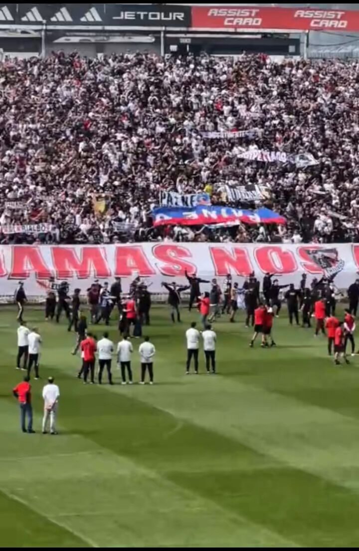 Colo-Colo POROPOPO training