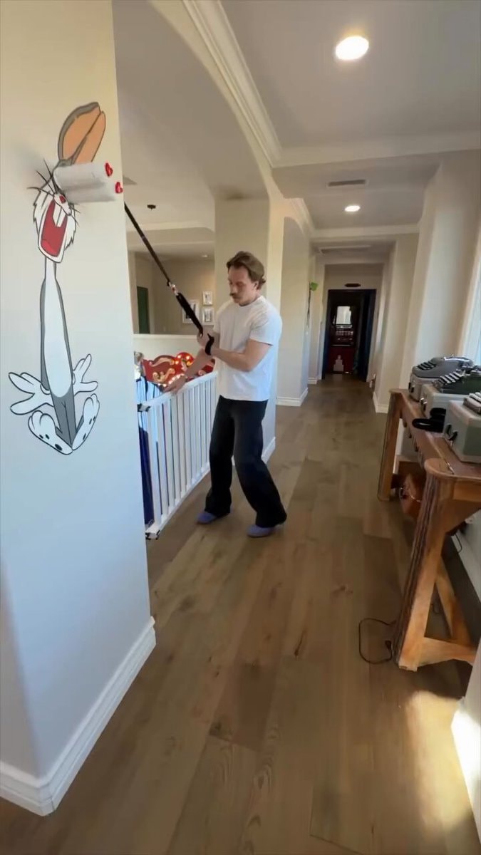 Justin Flom home tour