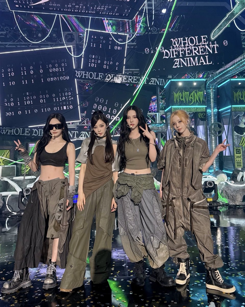 K-Pop aespa Whole Different Animal K-Pop aespa Whole Different Animal